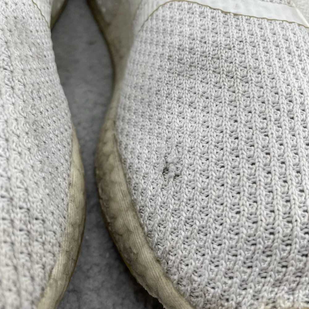 Adidas NMD R1 Running Shoe Mens 8.5 White Jogging Sportswear Athleisure Training